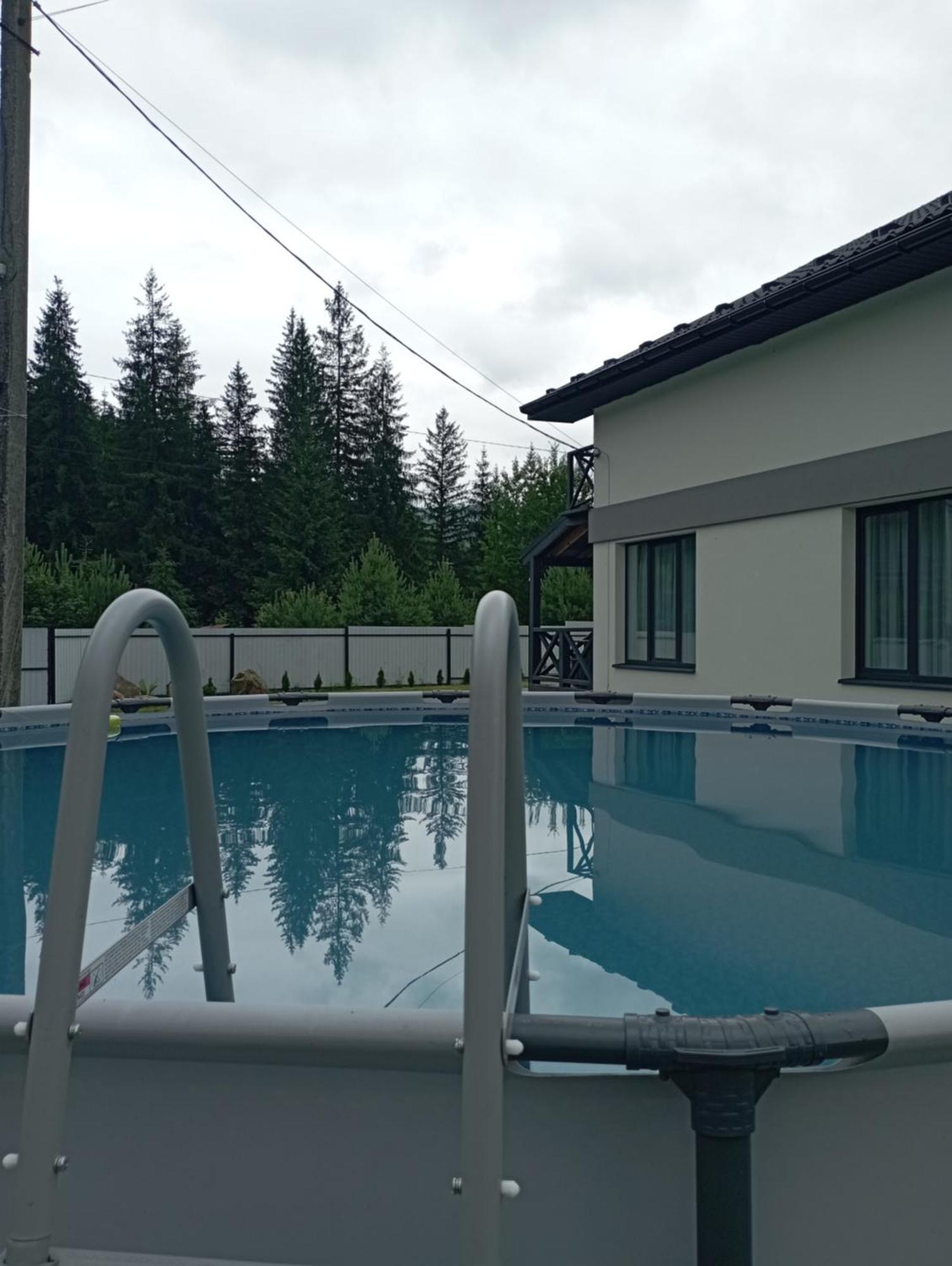U Anastasii I Sofii Bilya Richki Mykulychyn Exterior foto