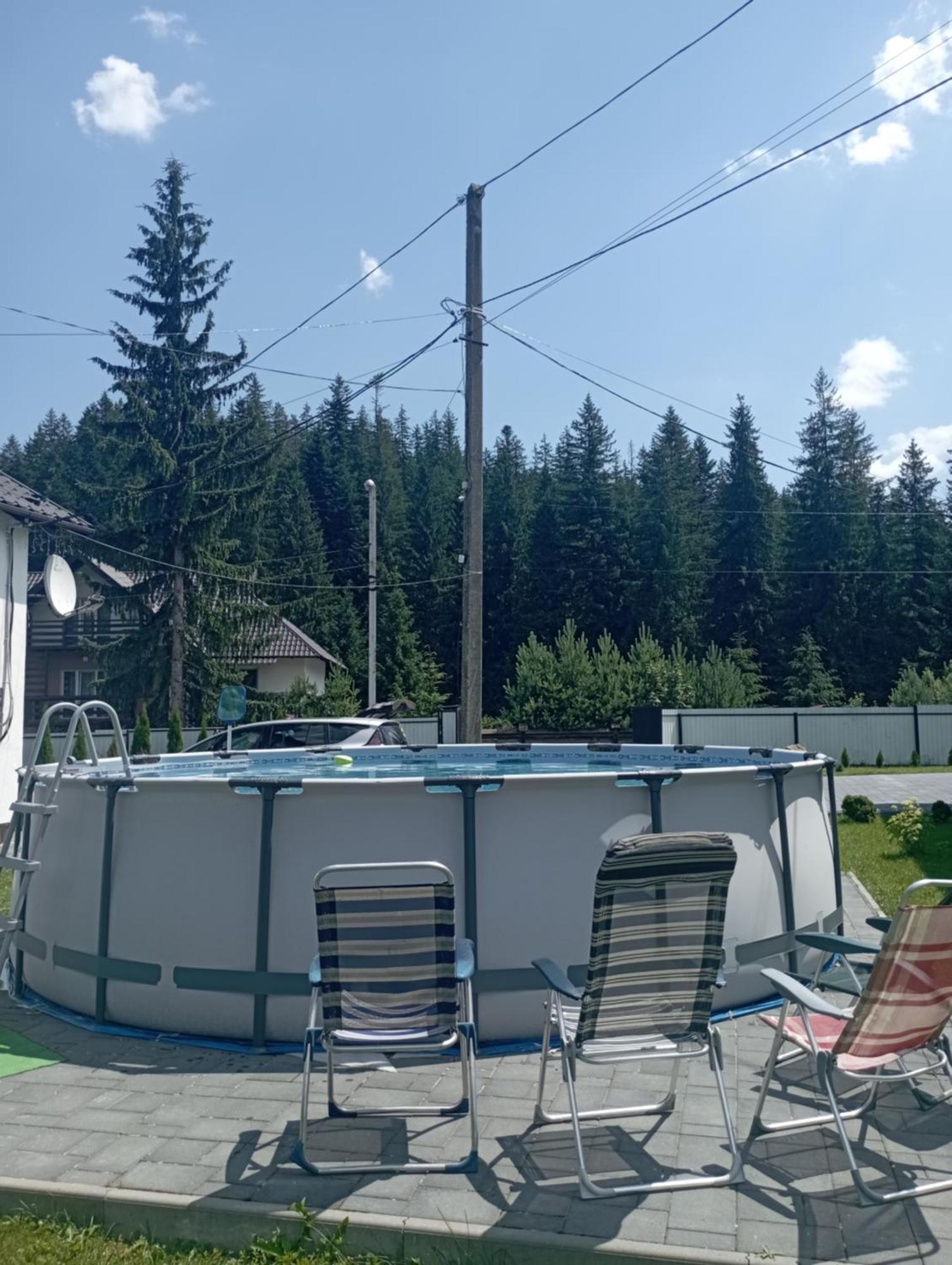 U Anastasii I Sofii Bilya Richki Mykulychyn Exterior foto